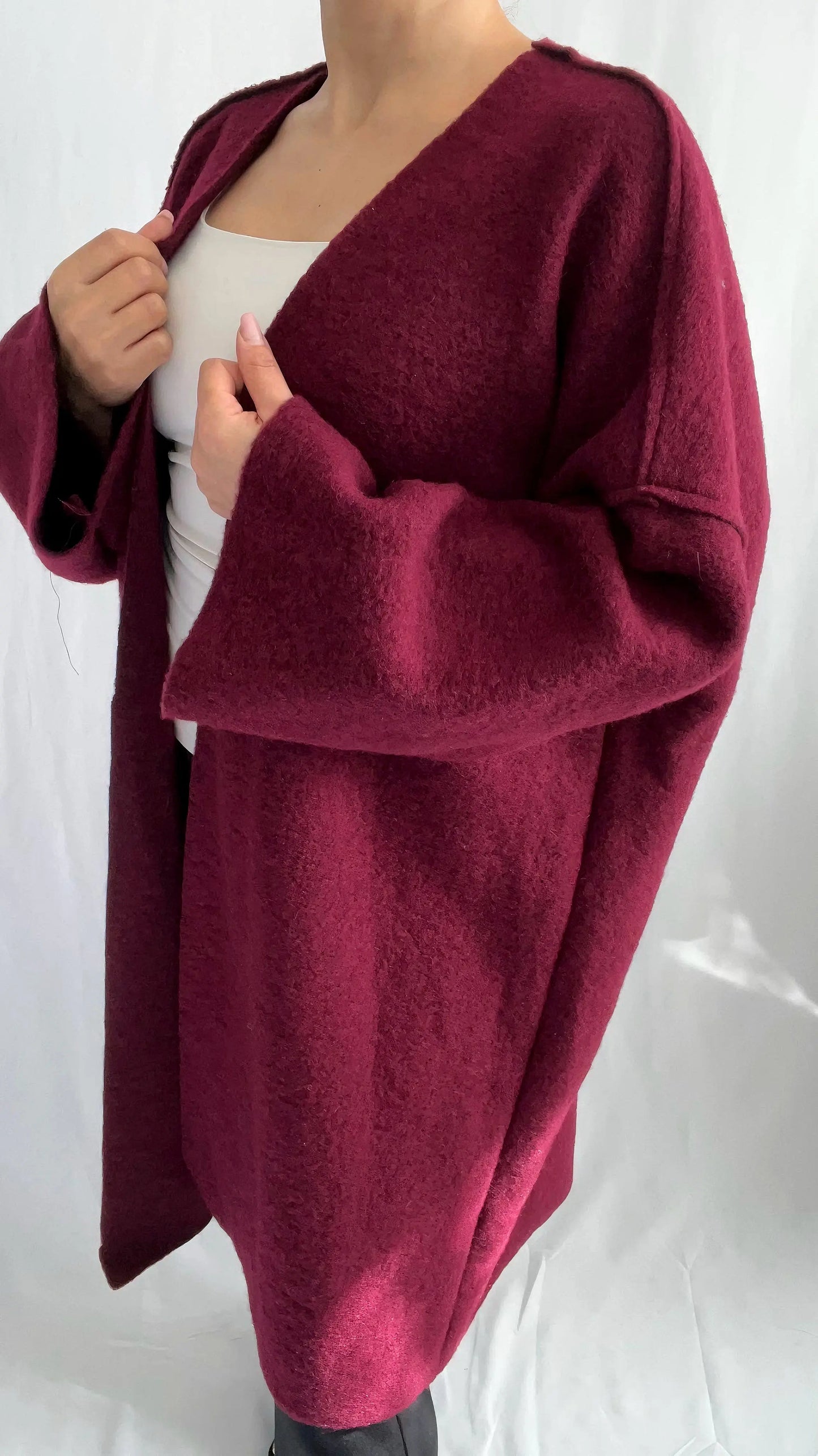 Cardigan mi-long en tricot oversize, style décontracté et confortable - ARMINE'S STYLE HUB