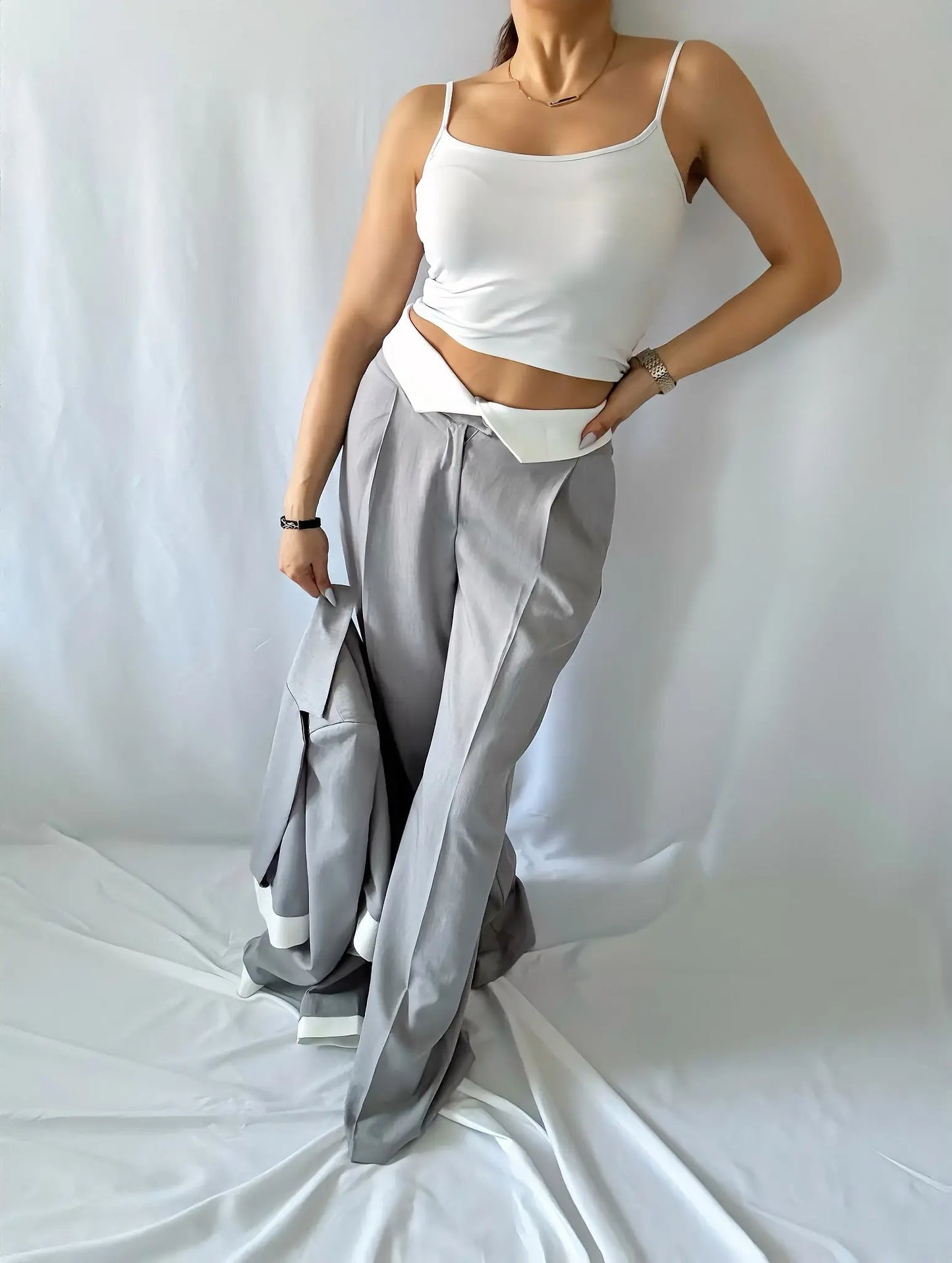 Ensemble Tailleur Blazer Court + Pantalon Taille Haute Large - Chic et Moderne - ARMINE'S STYLE HUB