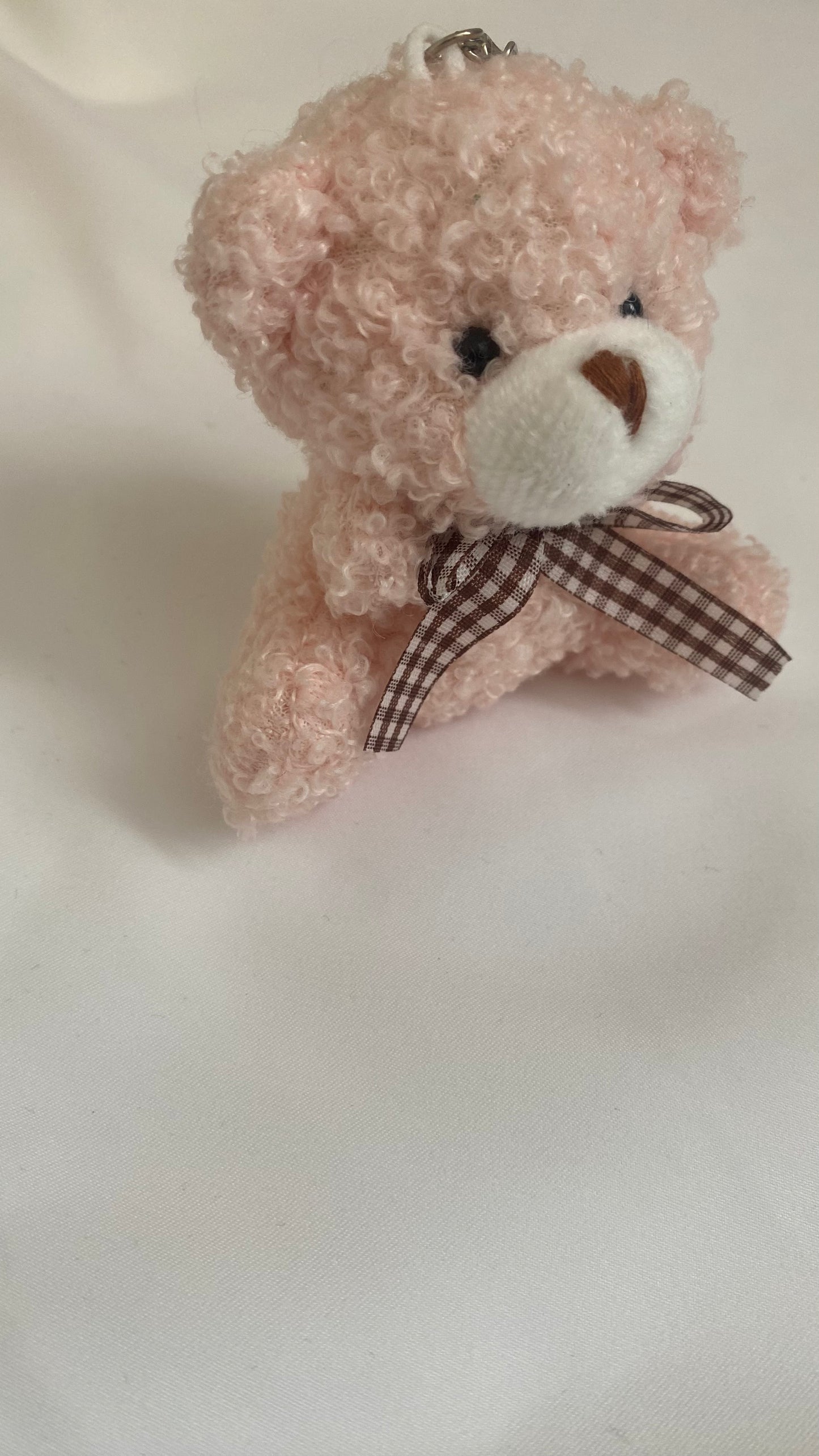 Porte-clé ourson en peluche - ARMINE'S STYLE HUB