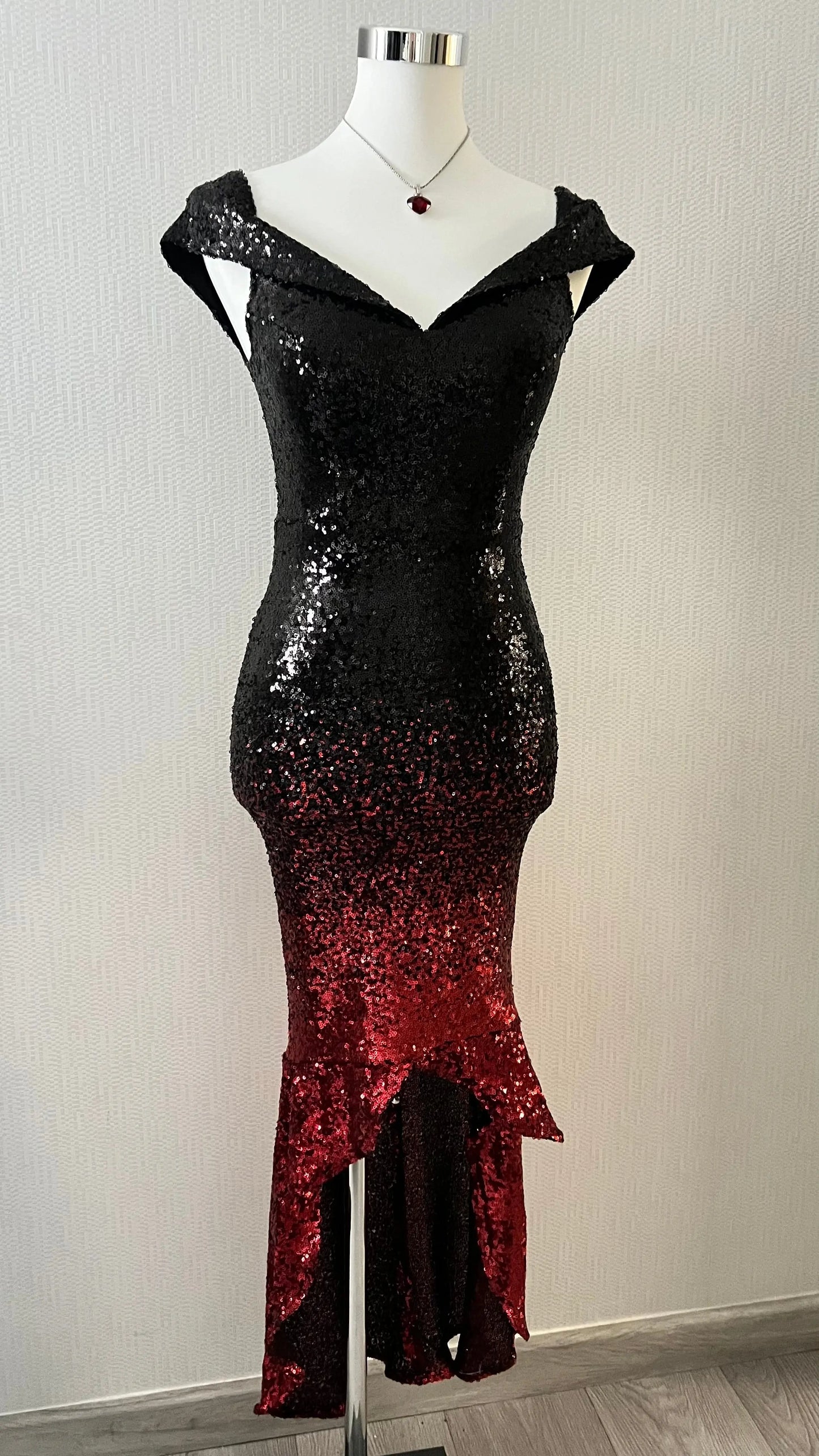 Robe de soirée style sirène Chelsy - ARMINE'S STYLE HUB