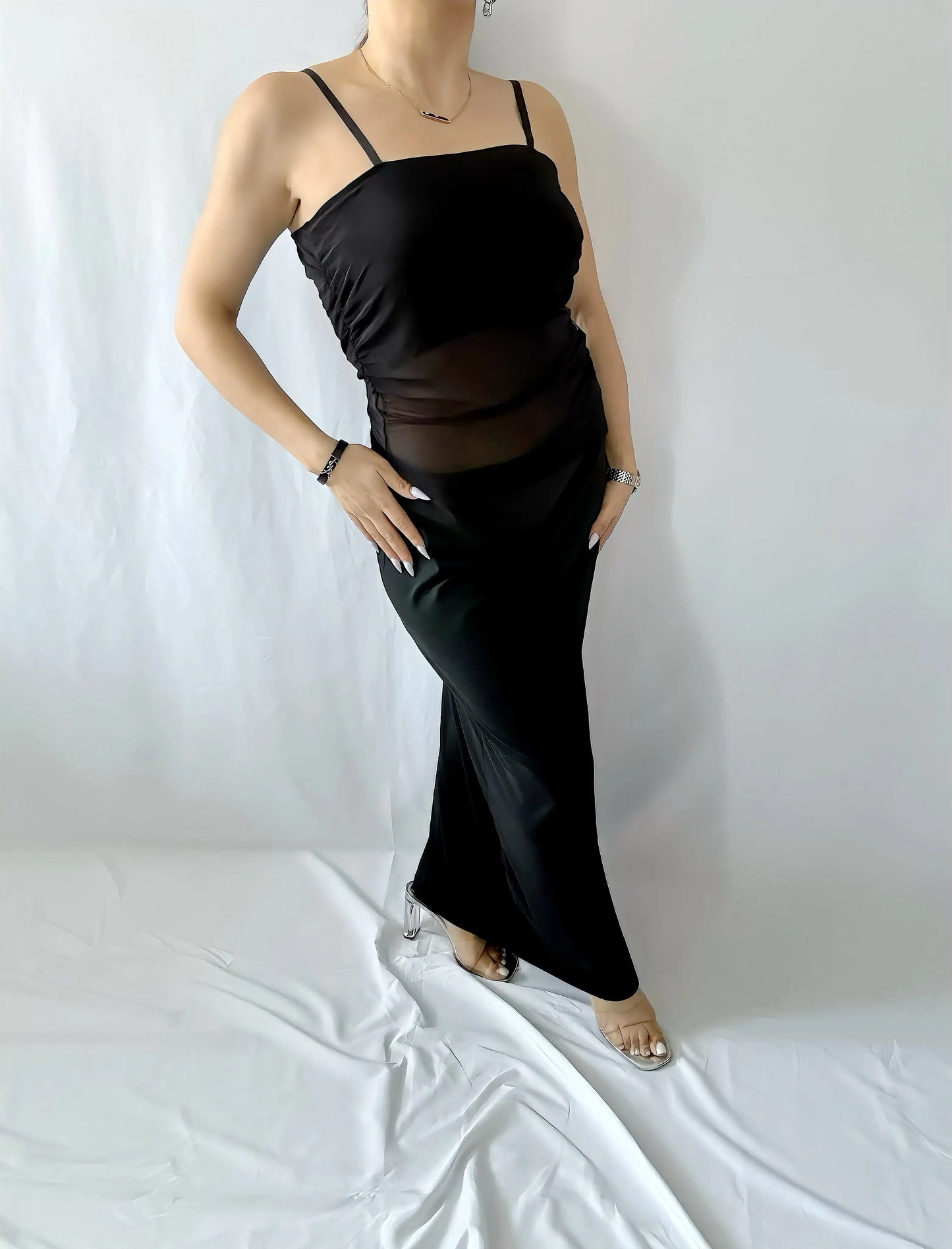 Ensemble Jupe Longue et Haut à Bretelles Fines – Élégance et Légèreté - ARMINE'S STYLE HUB