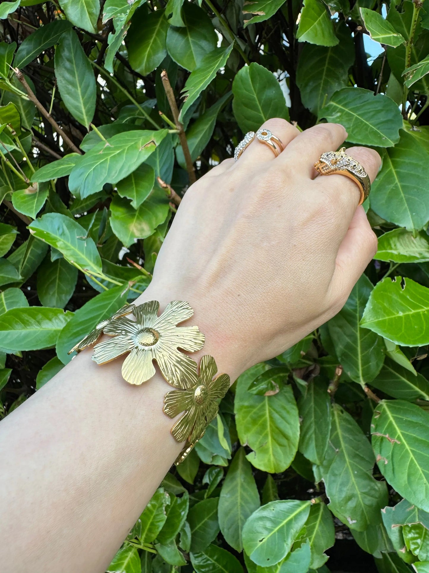 Bracelet Fleuri en Acier Inoxydable ARMINE'S STYLE HUB