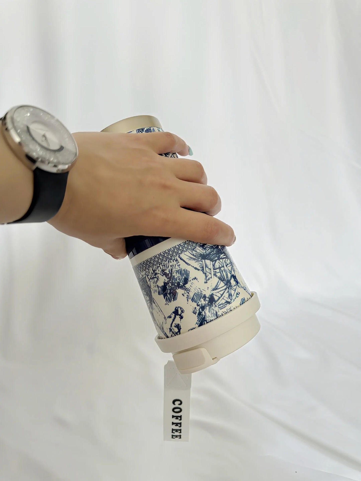 Thermos Isolé 530ml à Motifs Floraux – Acier Inoxydable 316, Paille & Couvercle | Boissons Chaudes ou Froides ARMINE'S STYLE HUB