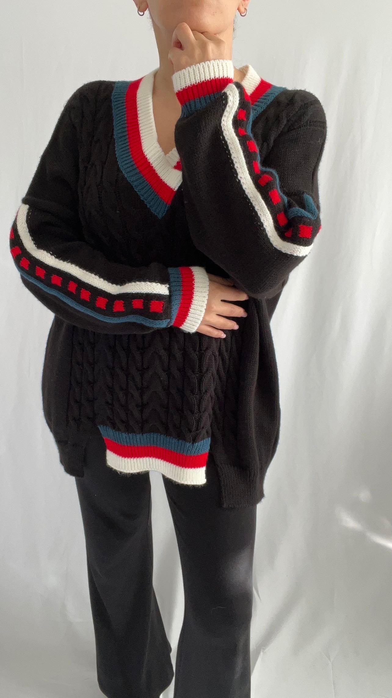 Pull en tricot torsadé col en V mode femme confortable - ARMINE'S STYLE HUB