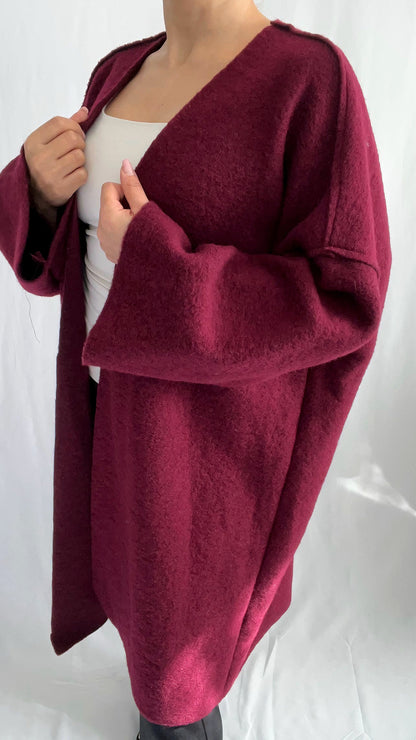 Cardigan mi-long en tricot oversize, style décontracté et confortable - ARMINE'S STYLE HUB