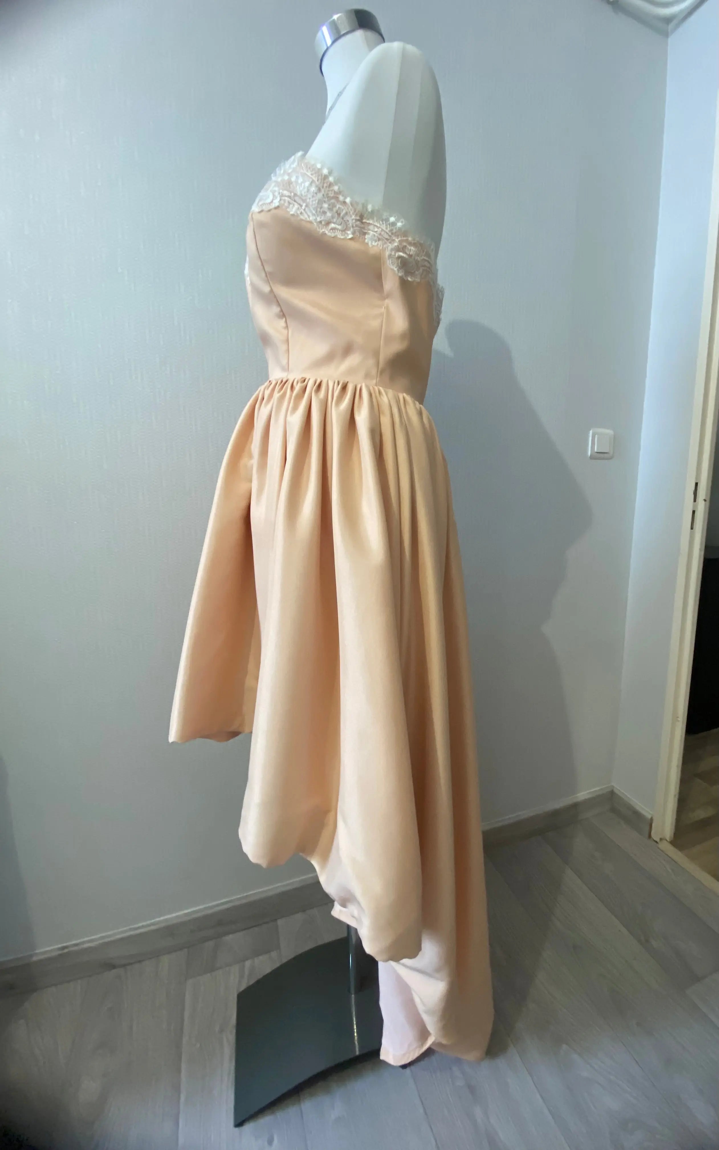 Robe mi-longue corset Amoret - ARMINE'S STYLE HUB