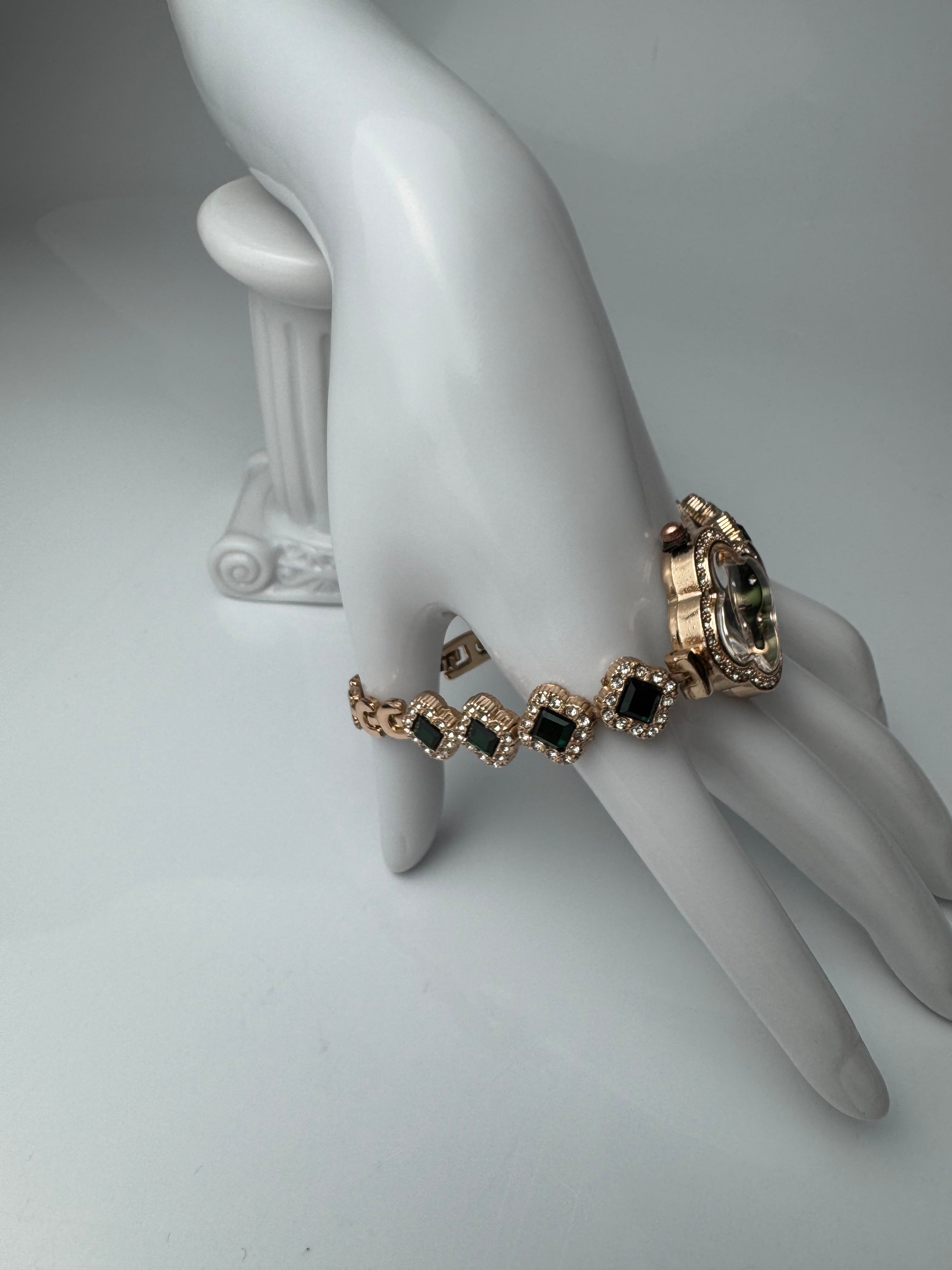 Montre Femme – Bracelet Trèfle, Pierre , Acier Inoxydable