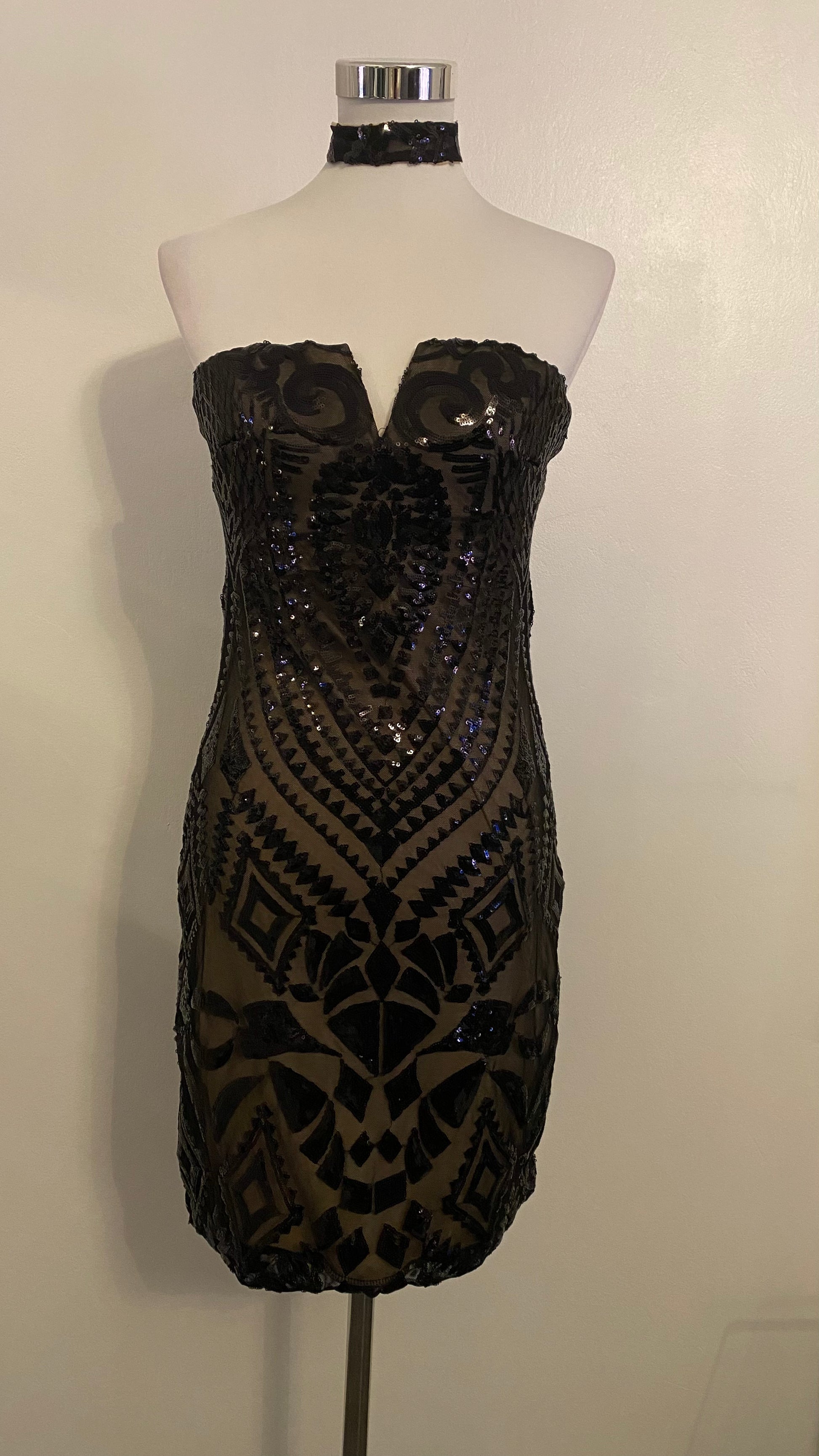 Robe bustier moulante à sequins - ARMINE'S STYLE HUB