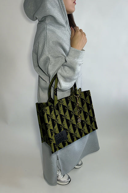 Pull-robe à capuche décontracté pour femme – coupe ample avec poches avant, style cosy automne/hiver/printemps