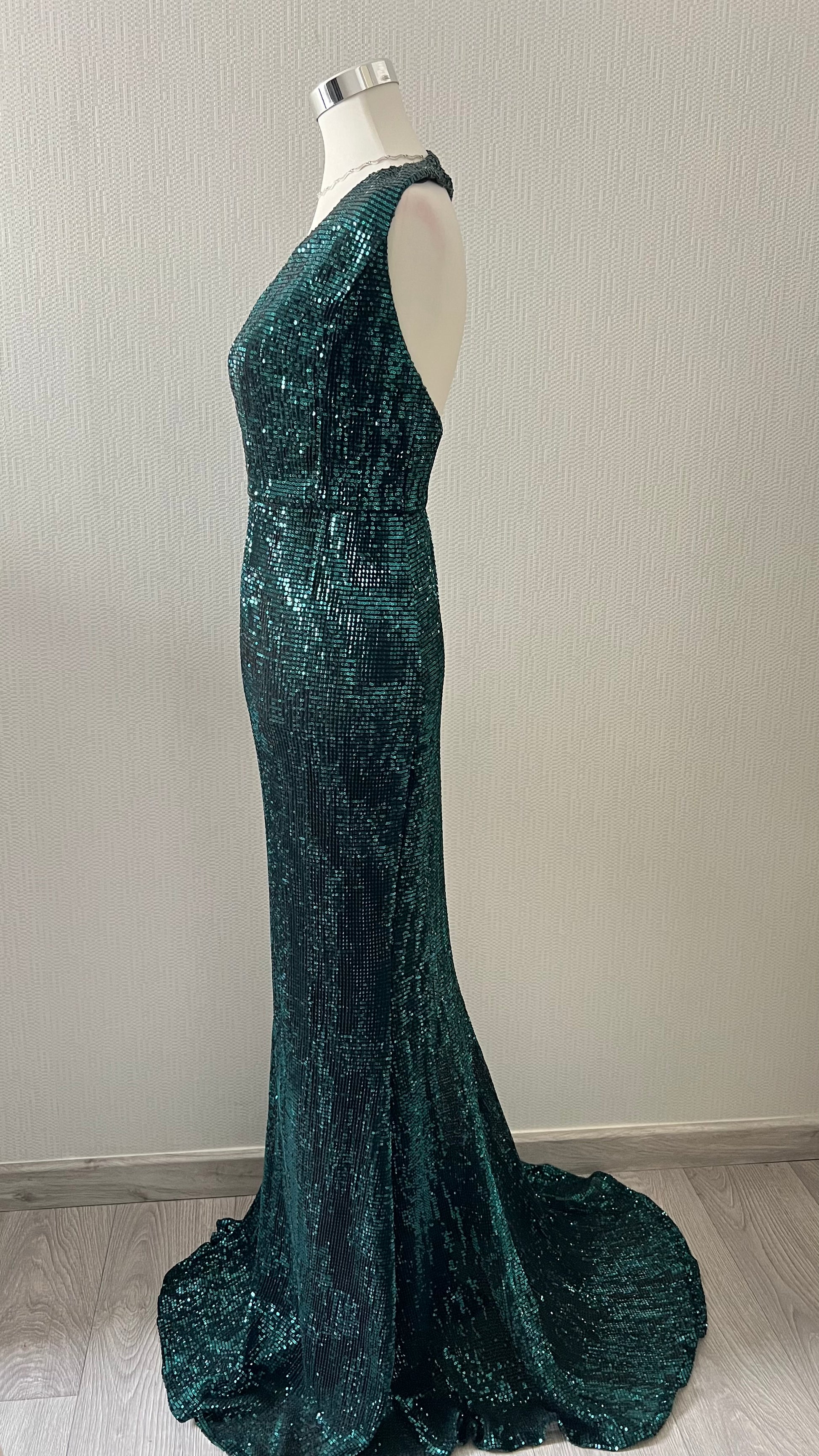 Robe de soirée élégante glamour Anita - ARMINE'S STYLE HUB