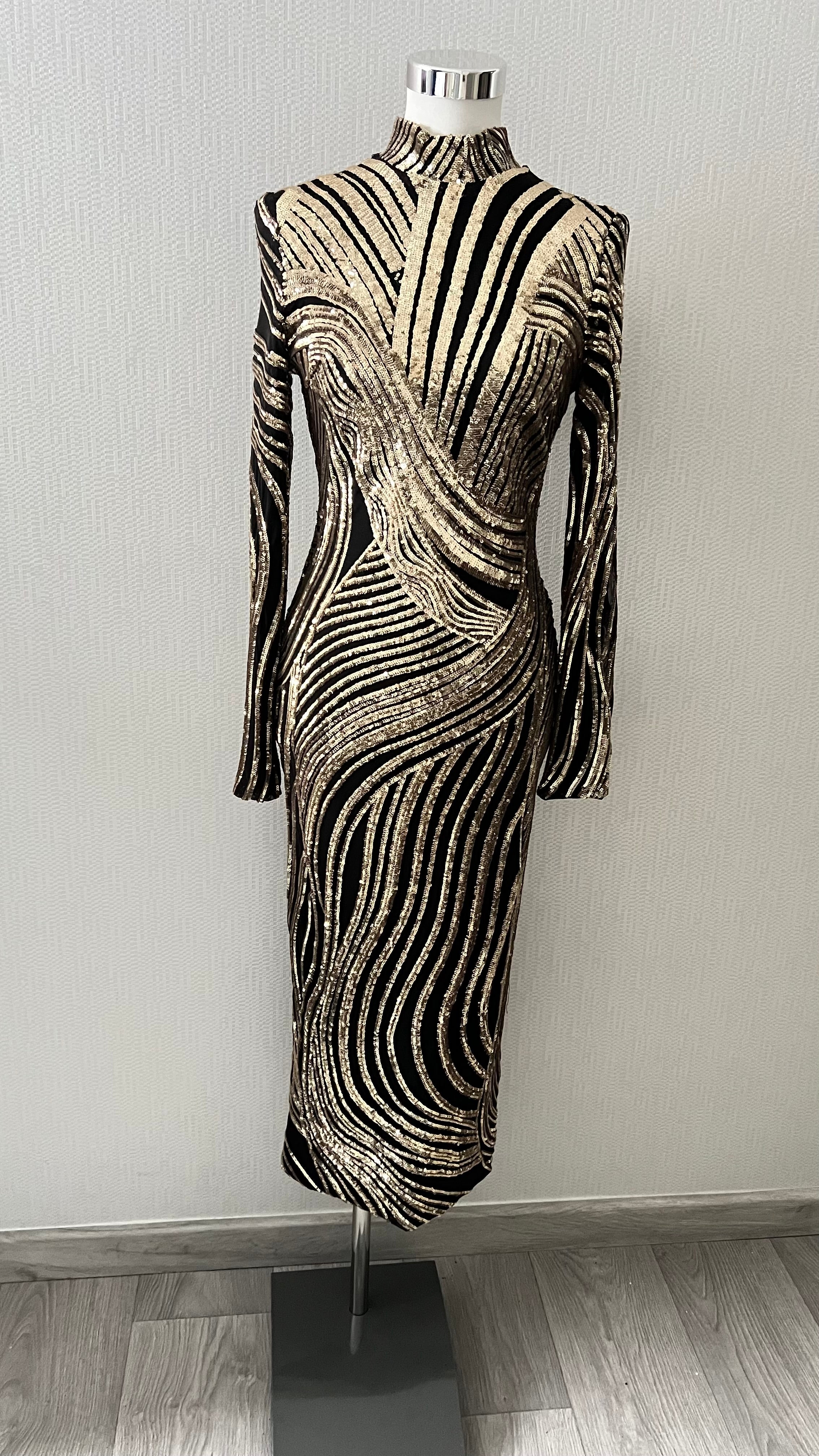Robe de Soirée mi-longue Pailletée - ARMINE'S STYLE HUB