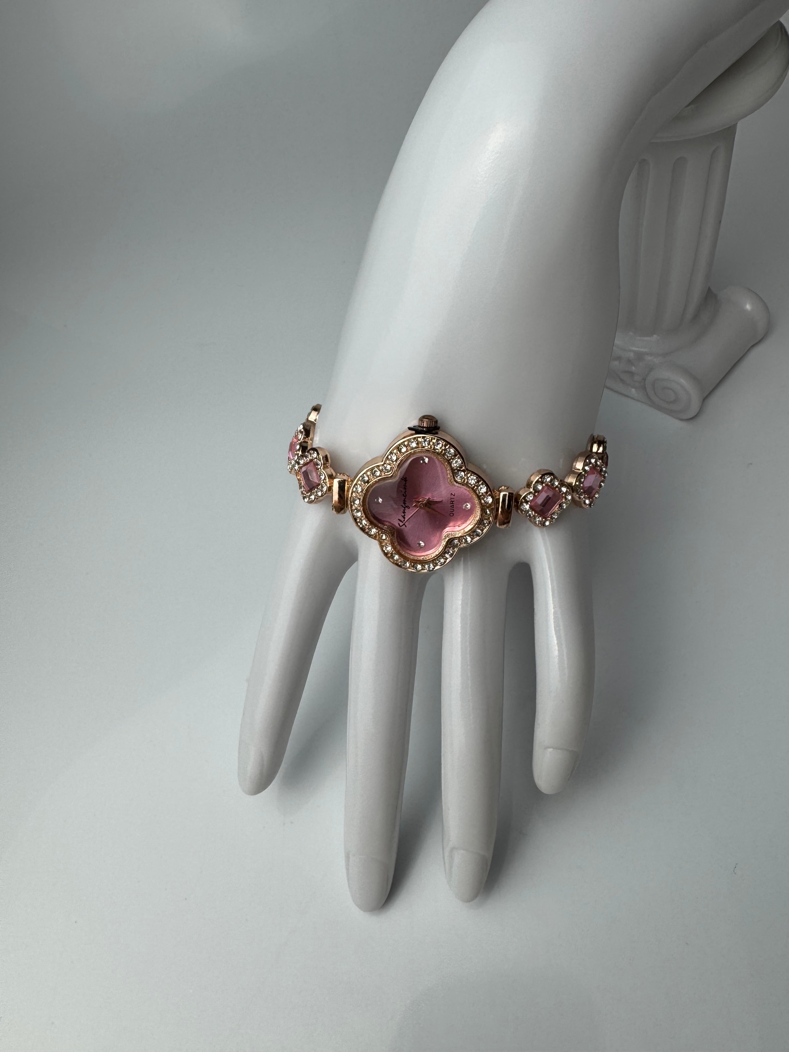 Montre Femme – Bracelet Trèfle, Pierre , Acier Inoxydable