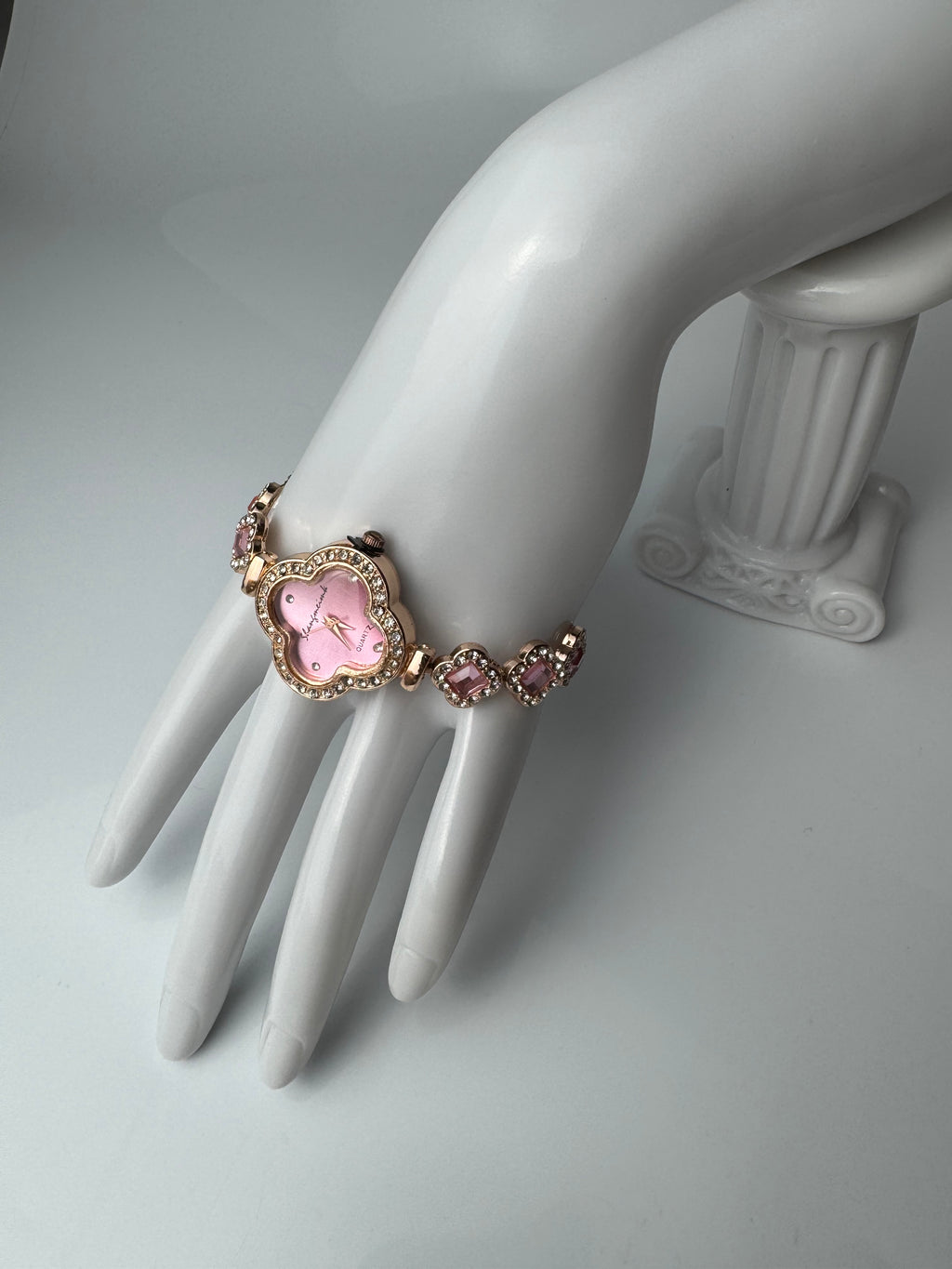 Montre Femme – Bracelet Trèfle, Pierre , Acier Inoxydable