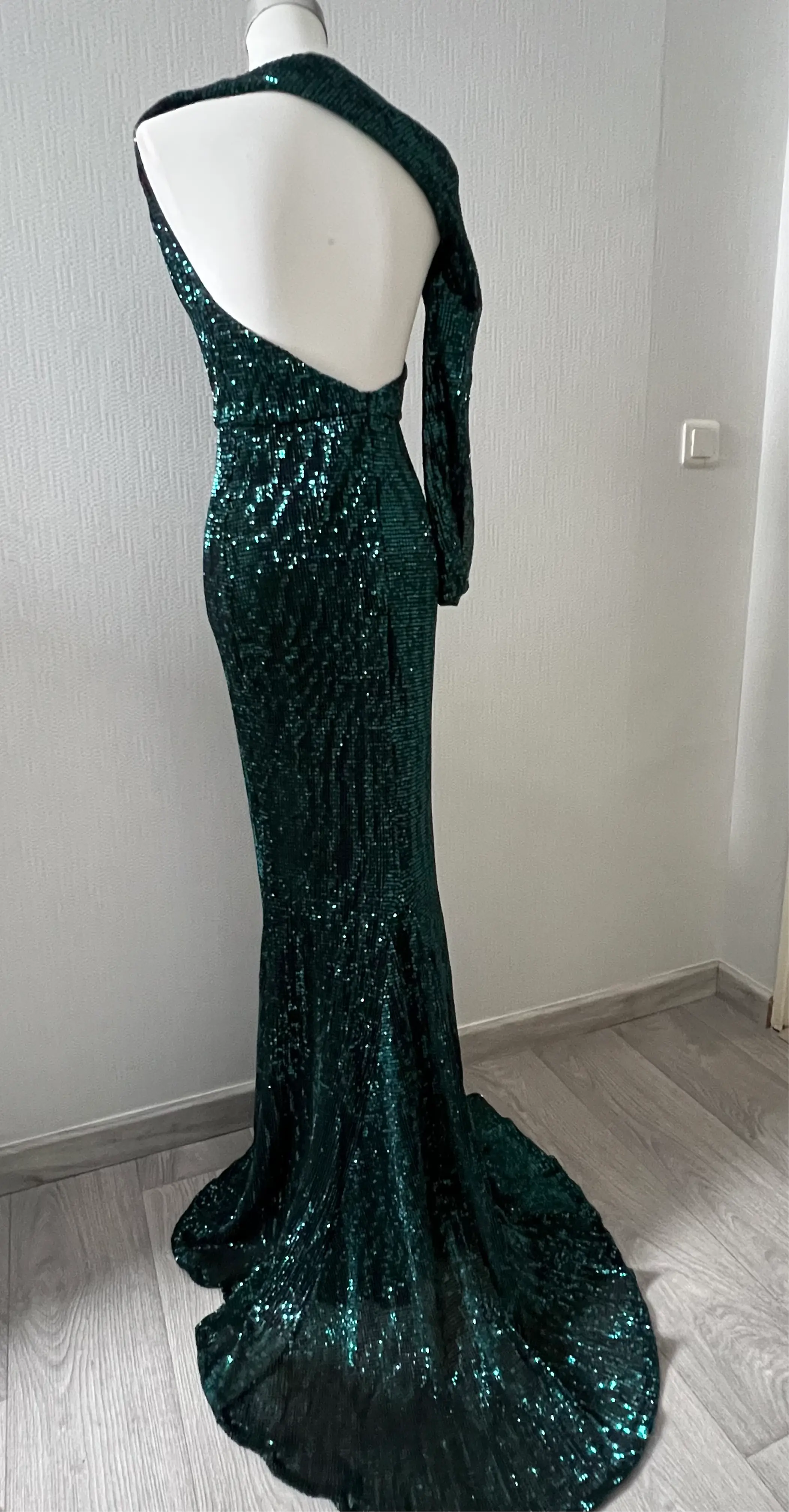 Robe de soirée élégante glamour Anita - ARMINE'S STYLE HUB