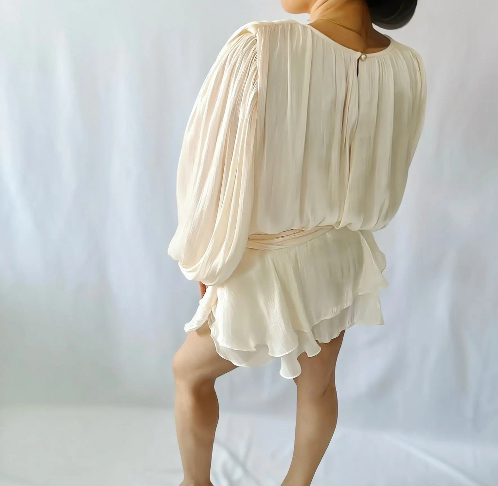 Robe Plissée Bohème Chic – Écru Doux