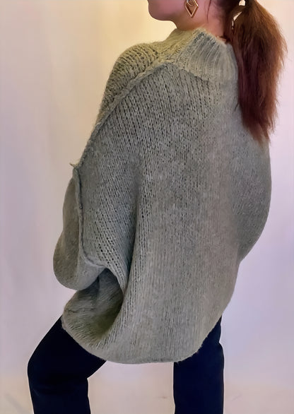 Pull large en tricot moderne à col montant, confortable et chaud - ARMINE'S STYLE HUB