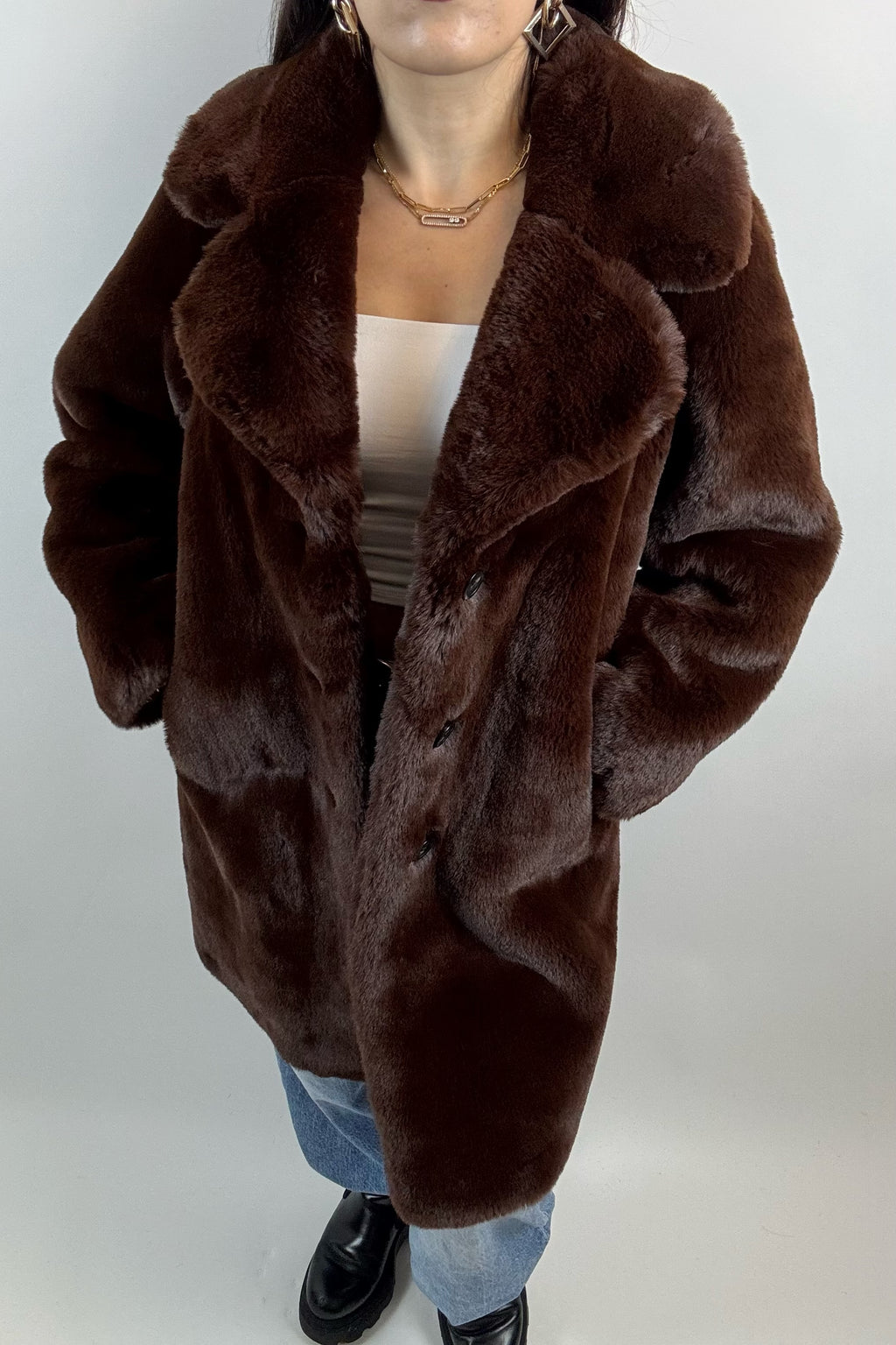 THE KOOPLES Manteau Long en Fausse Fourrure Marron - Tendance et Élégant