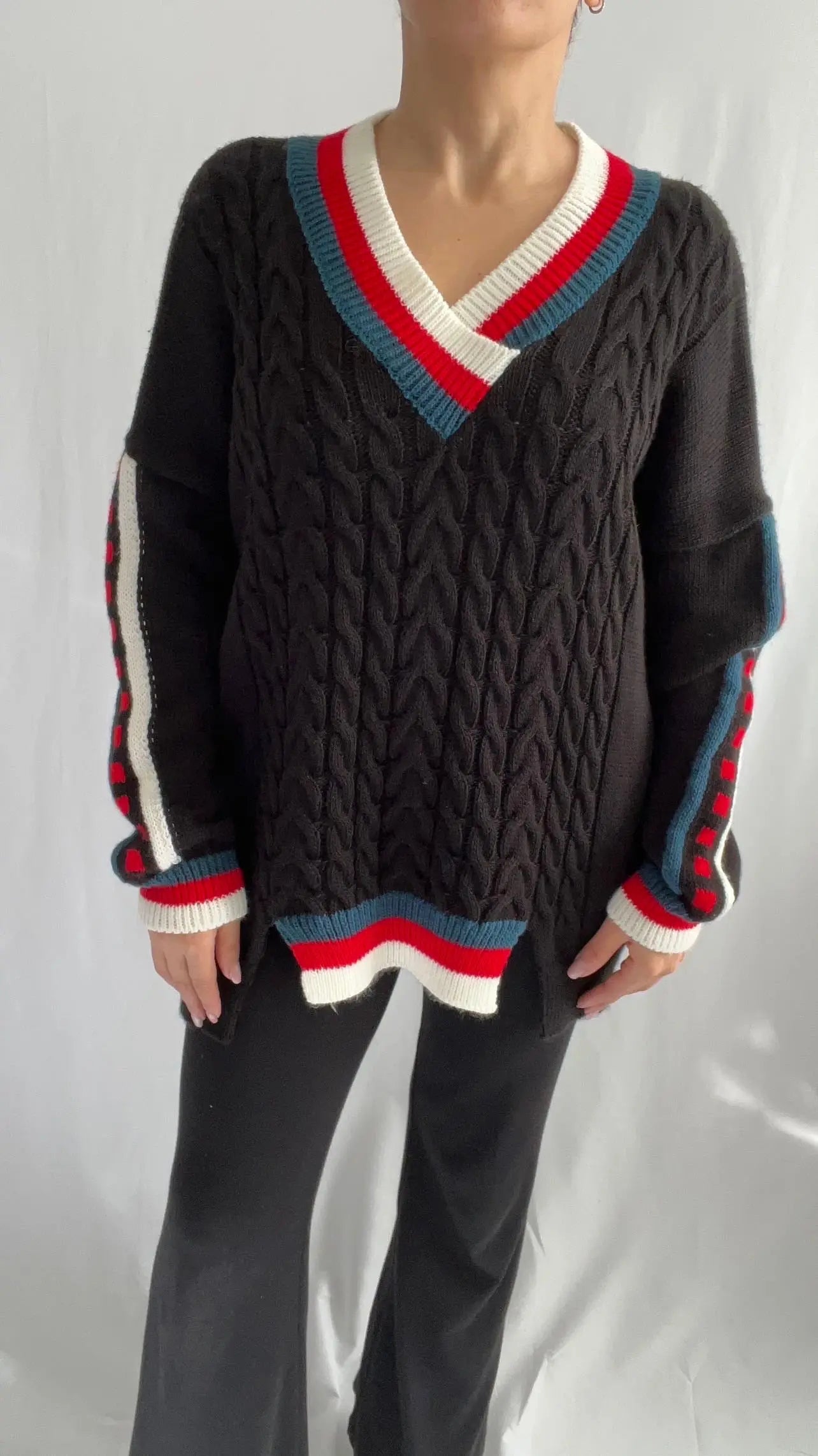 Pull en tricot torsadé col en V mode femme confortable - ARMINE'S STYLE HUB