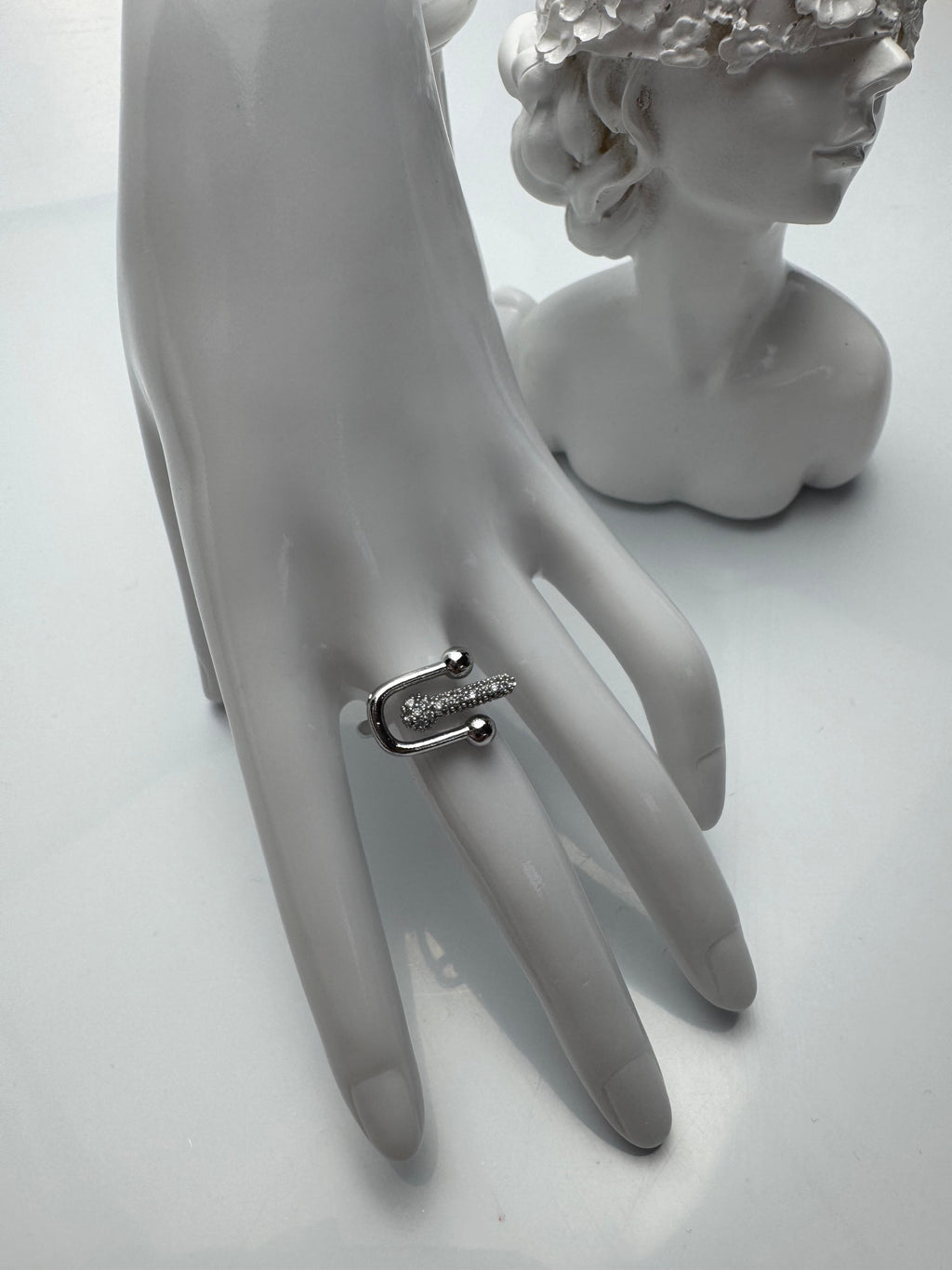 Bague en stresse Zirconium réglable, couleur argent