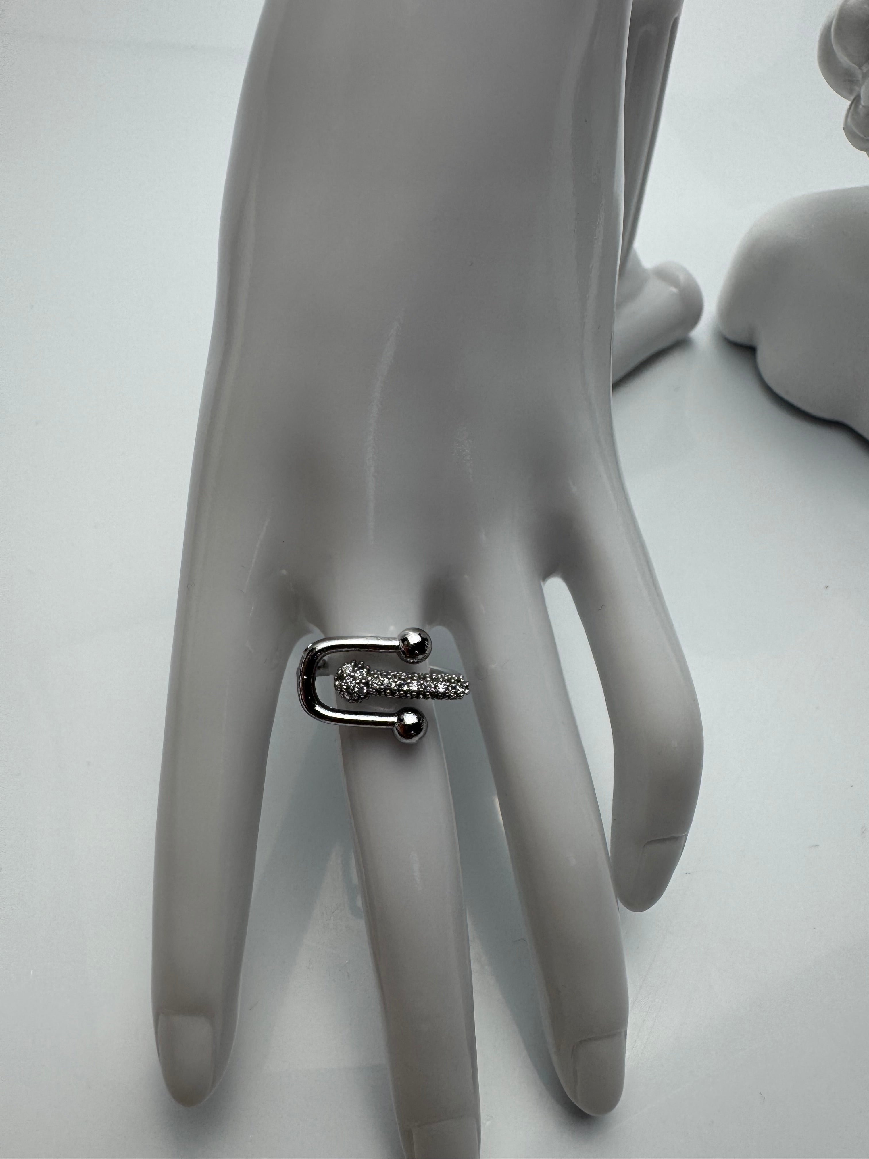 Bague en stresse Zirconium réglable, couleur argent
