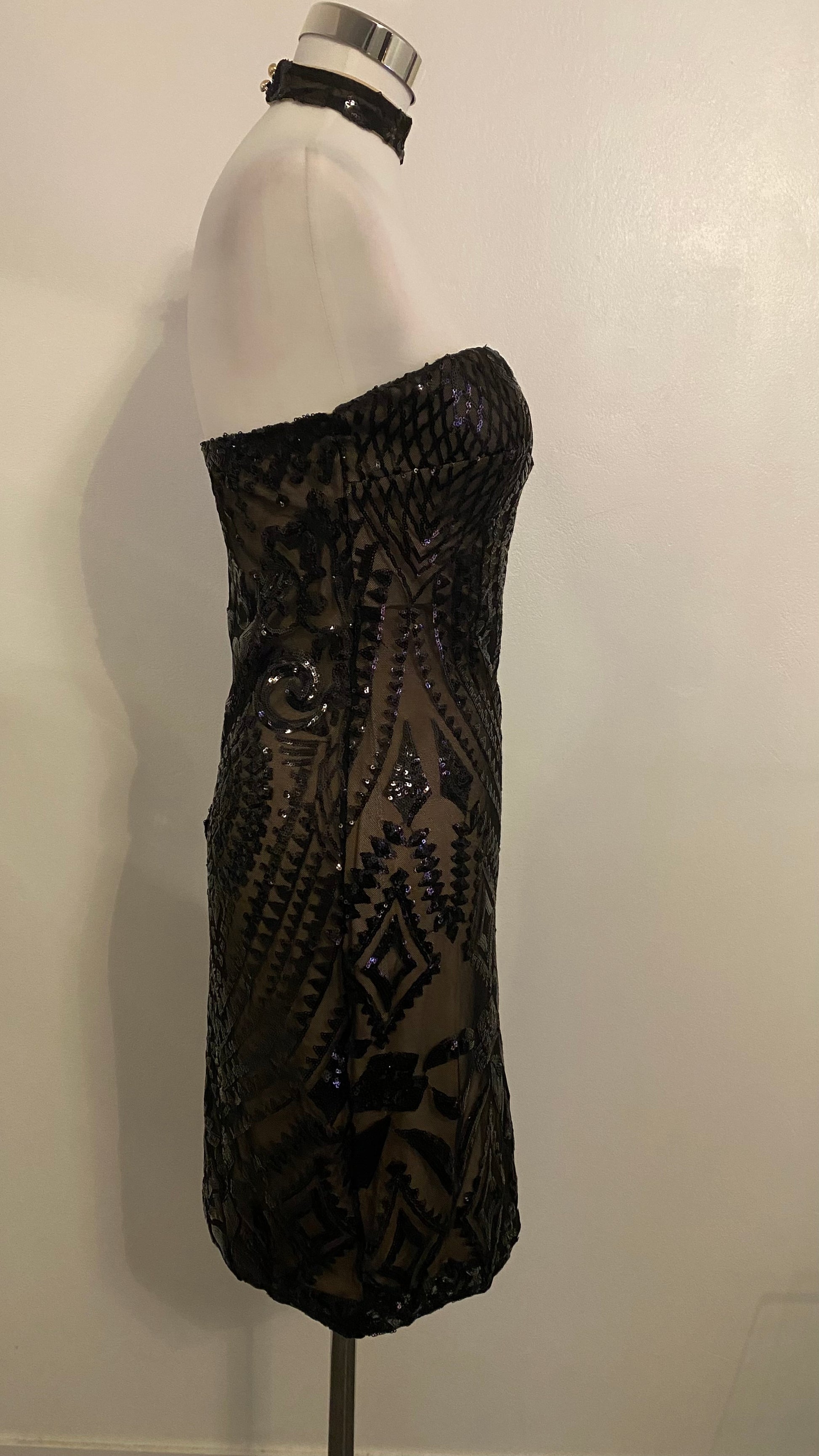 Robe bustier moulante à sequins - ARMINE'S STYLE HUB