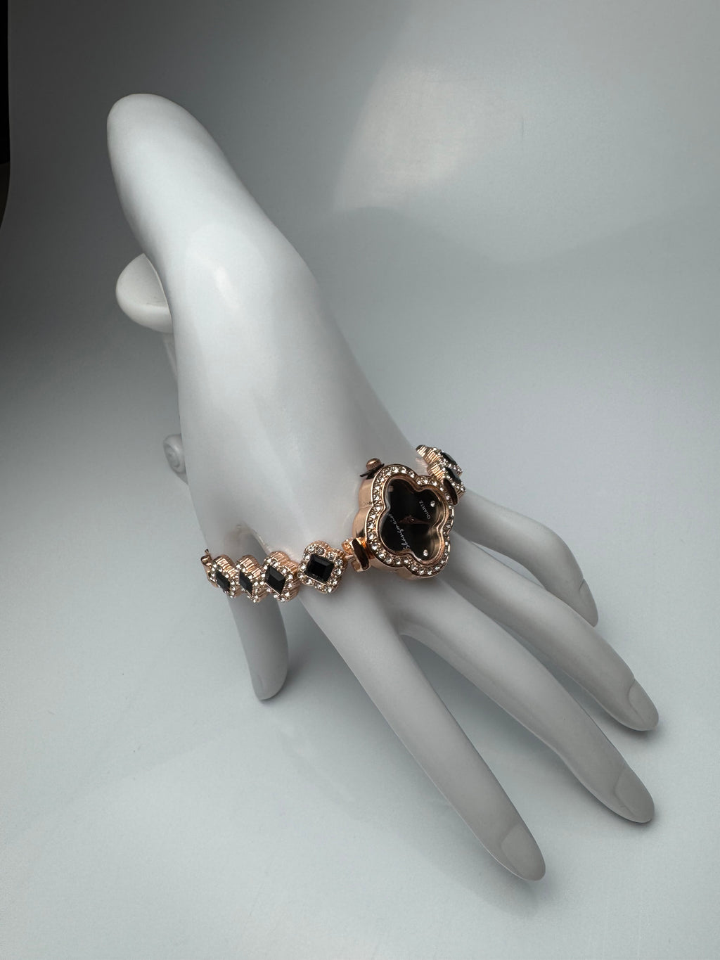 Montre Femme – Bracelet Trèfle, Pierre , Acier Inoxydable