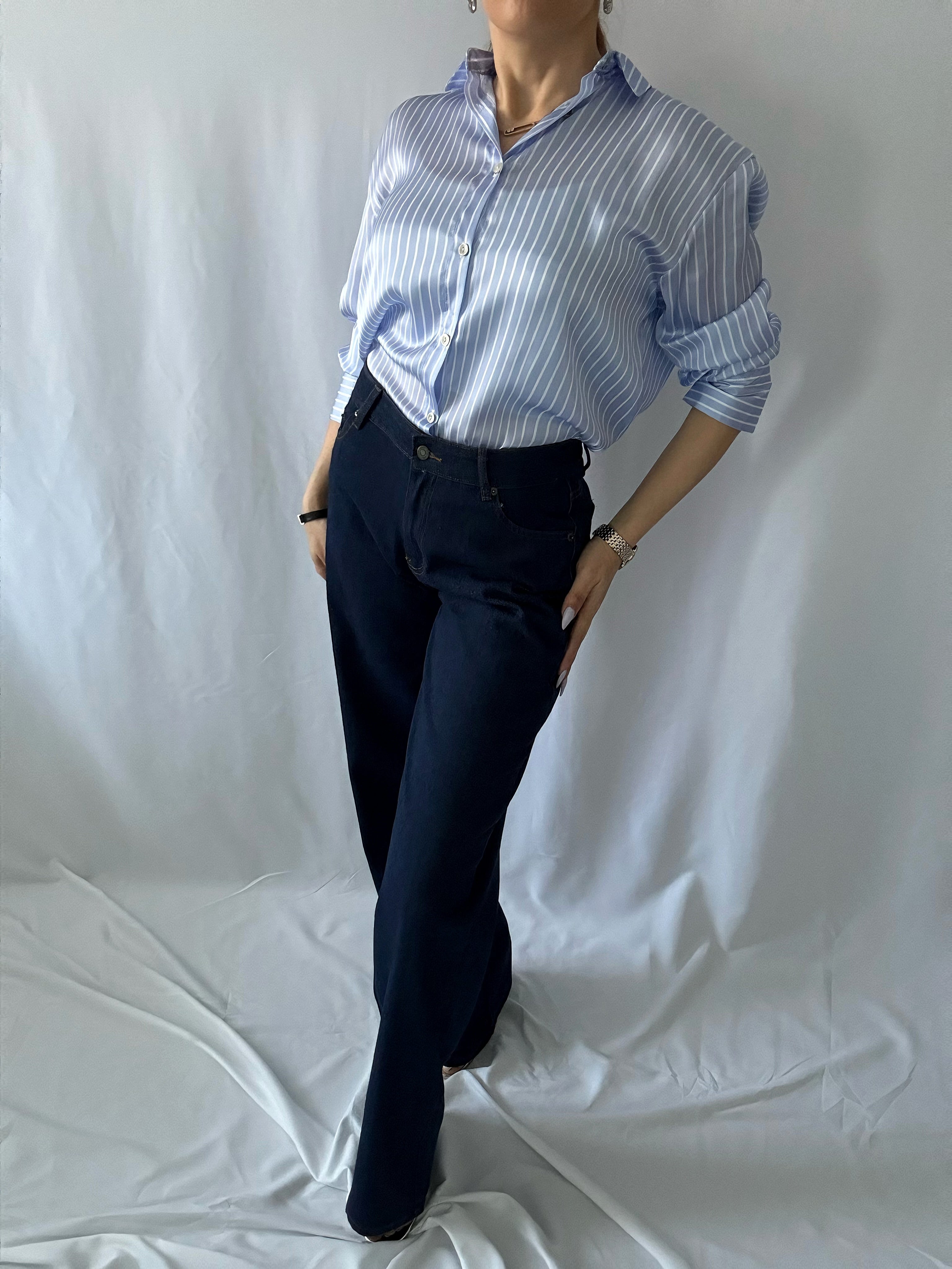 Jeans à jambes larges droites pour femmes – Coupe boyfriend en denim brut - ARMINE'S STYLE HUB