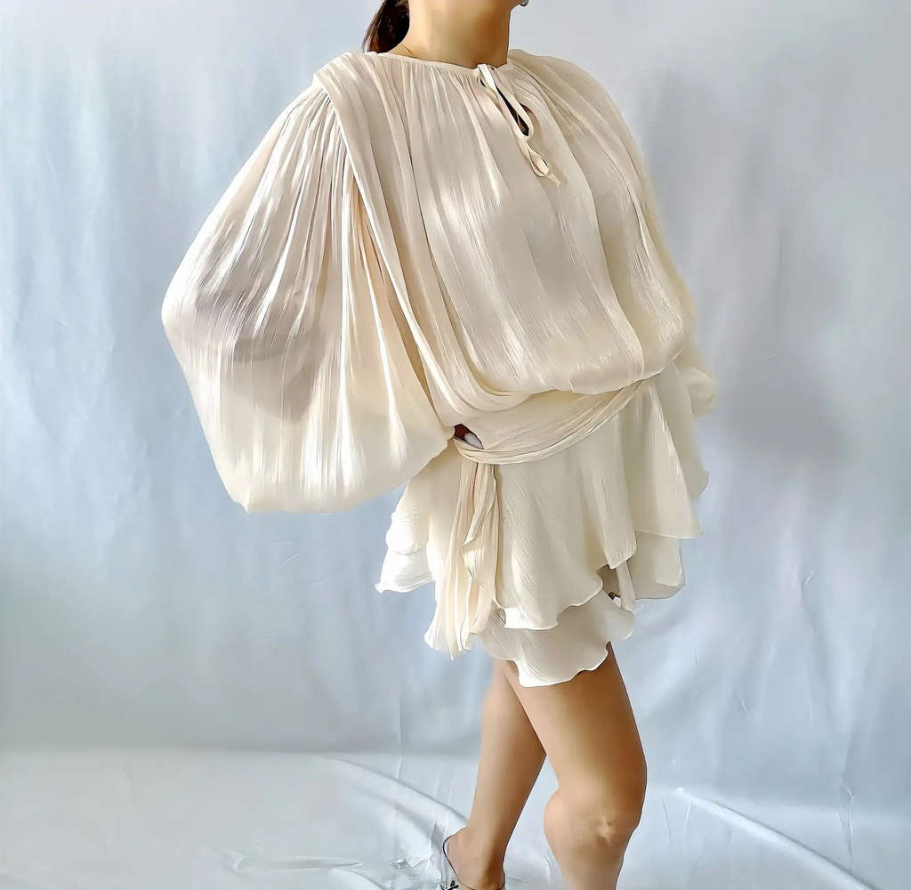 Robe Plissée Bohème Chic – Écru Doux