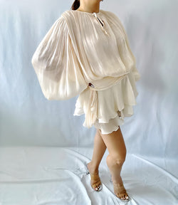 Robe Plissée Bohème Chic – Écru Doux - ARMINE'S STYLE HUB
