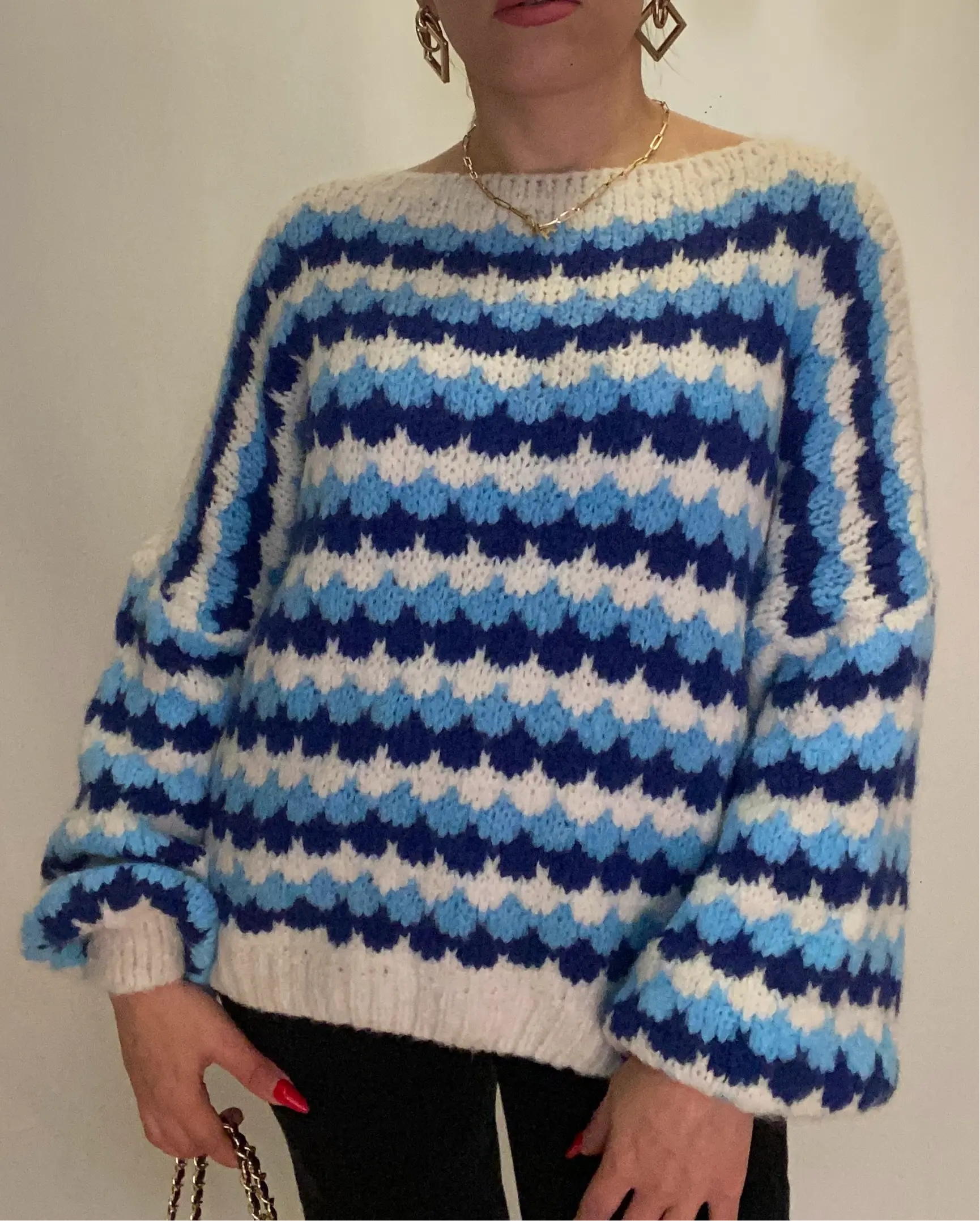 Pull à col bateau audacieux, style Chloé - ARMINE'S STYLE HUB