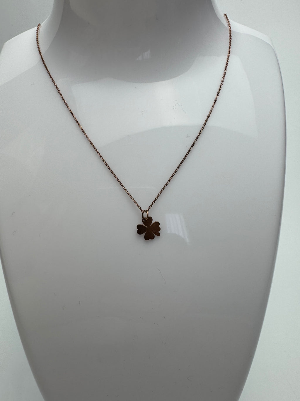 Collier à pendentif - trèfle à quatre feuilles