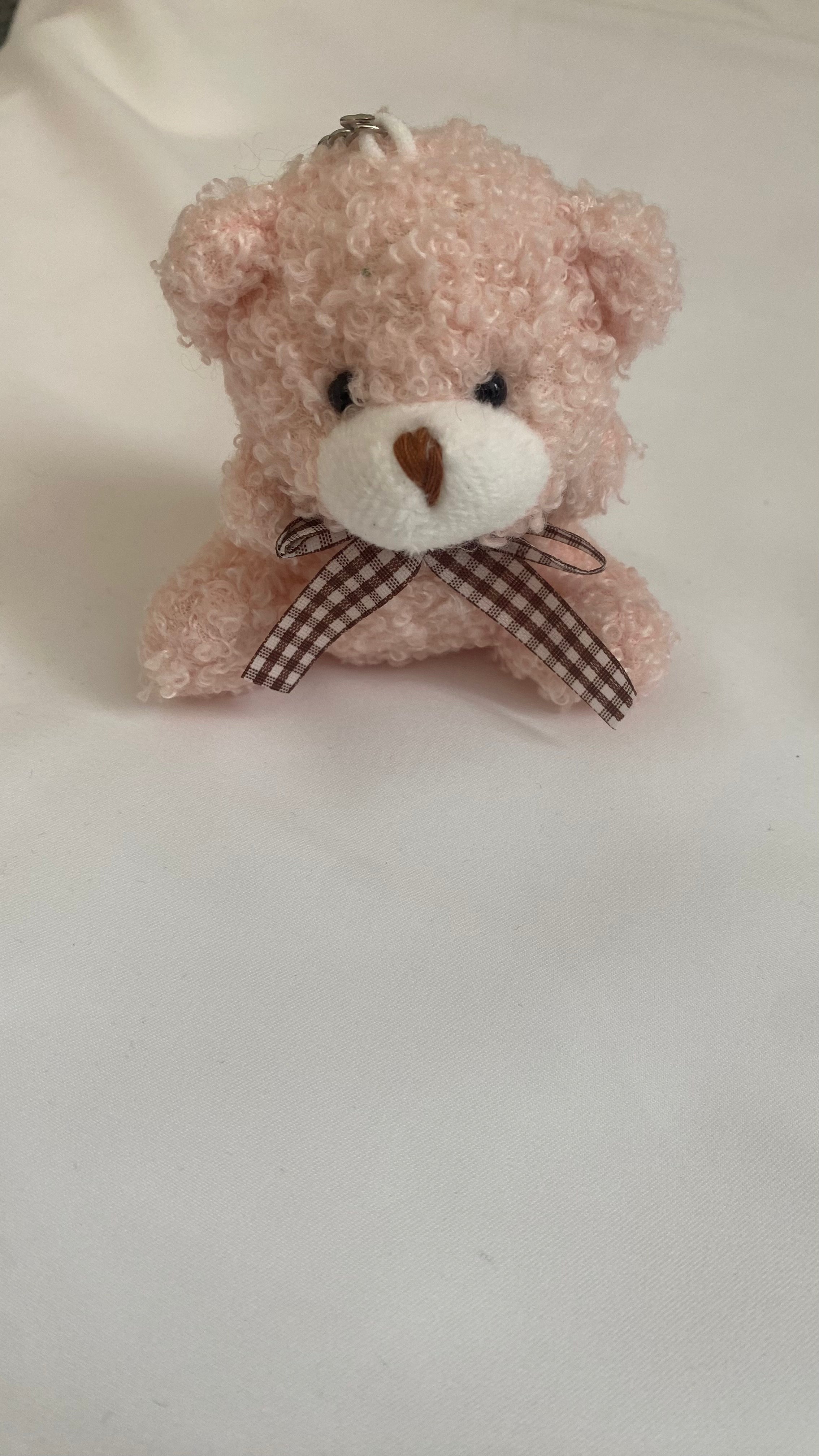 Porte-clé ourson en peluche - ARMINE'S STYLE HUB