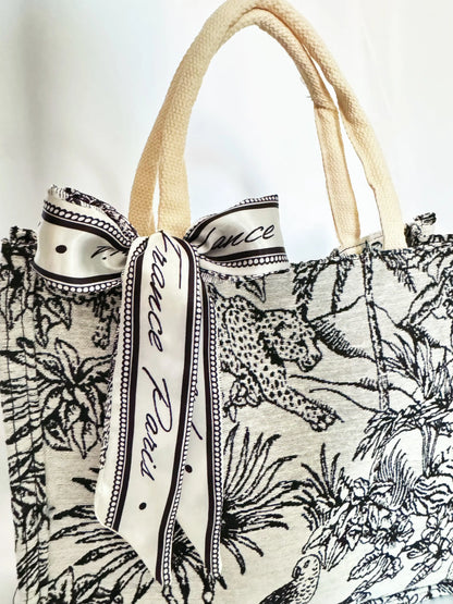 Sac à main rétro motif floral 34 cm – Tissu brodé, poignée ronde ARMINE'S STYLE HUB
