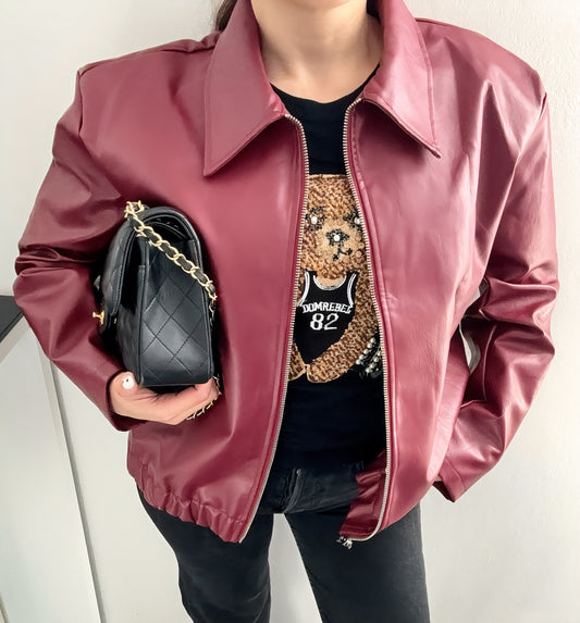 Veste en similicuir Bordeaux oversize, tendance 2025 - ARMINE'S STYLE HUB