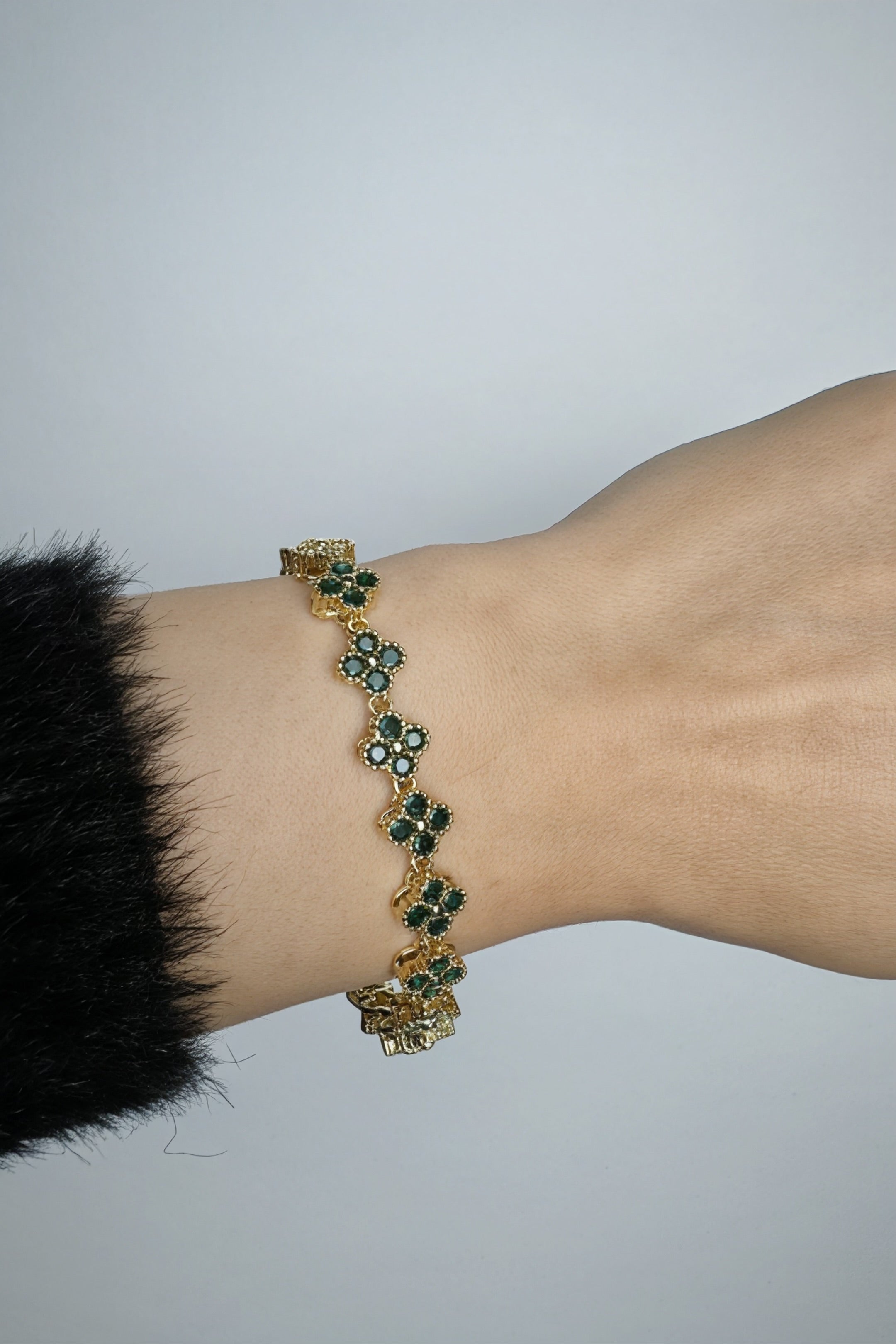 Bracelet à Fleurs -Laiton Plaqué
Or 18K pour Femme