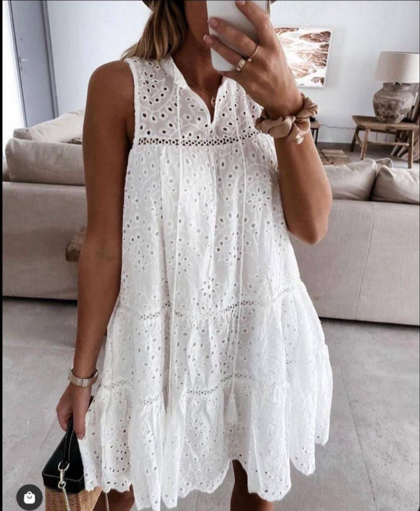 ROBE COURTE FLUIDE AVEC BRODERIE - ARMINE'S STYLE HUB