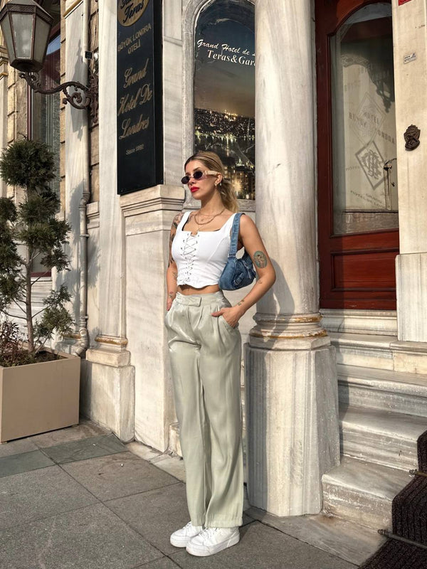 PANTALON TAILLE HAUTE COUPE DROITE SATINÉ - ARMINE'S STYLE HUB