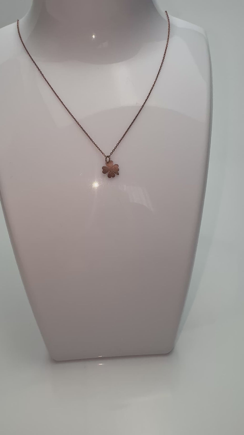 Collier à pendentif - trèfle à quatre feuilles